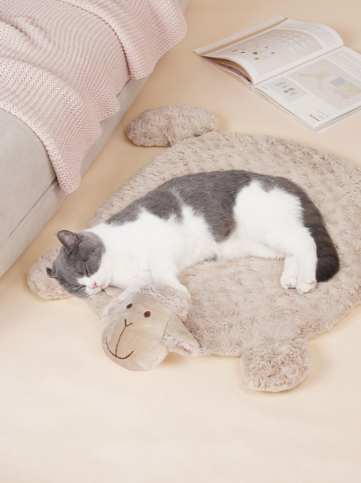 ZezeLife Little Lamb Cat Mat, view 4