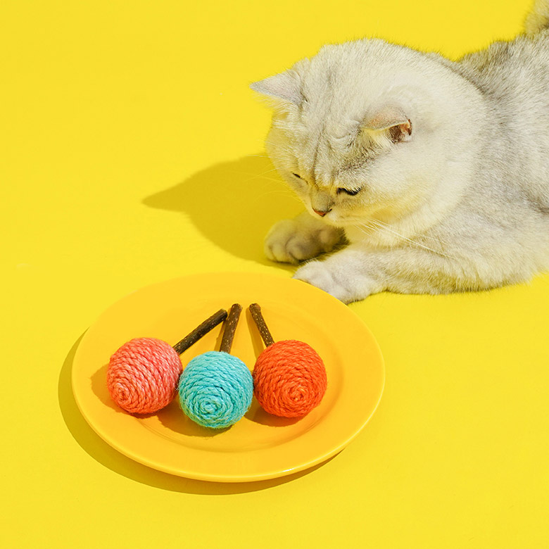 ZezeLife Lollipop Silvervine Cat Toy  Set – 3 Colors, view 4