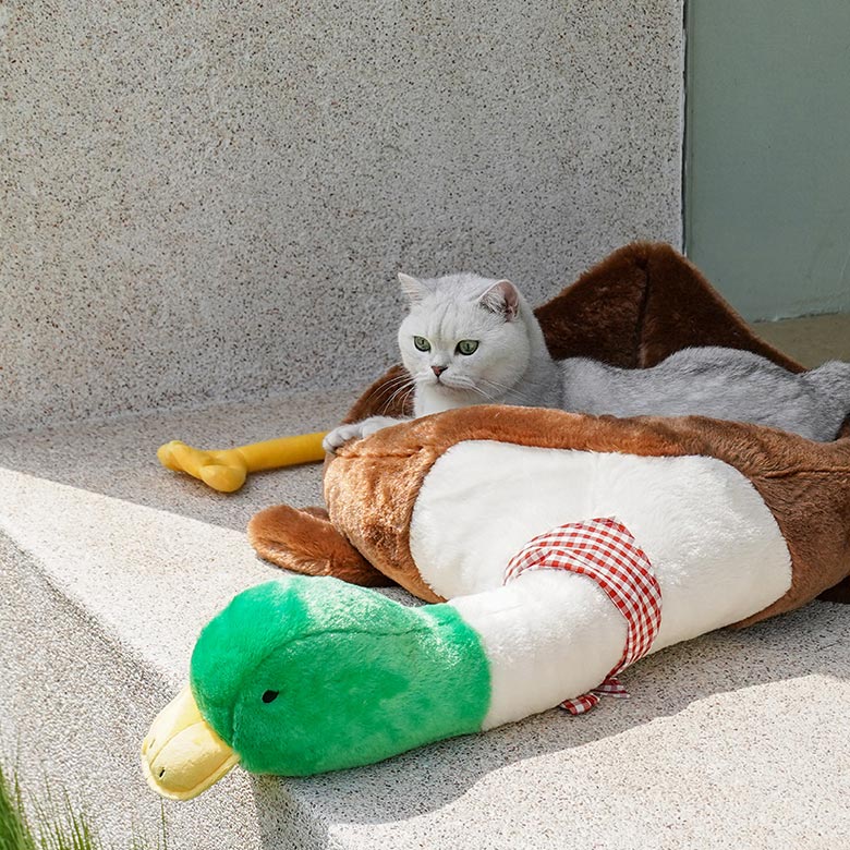ZezeLife Mallard Cuddler Cat Bed, view 4