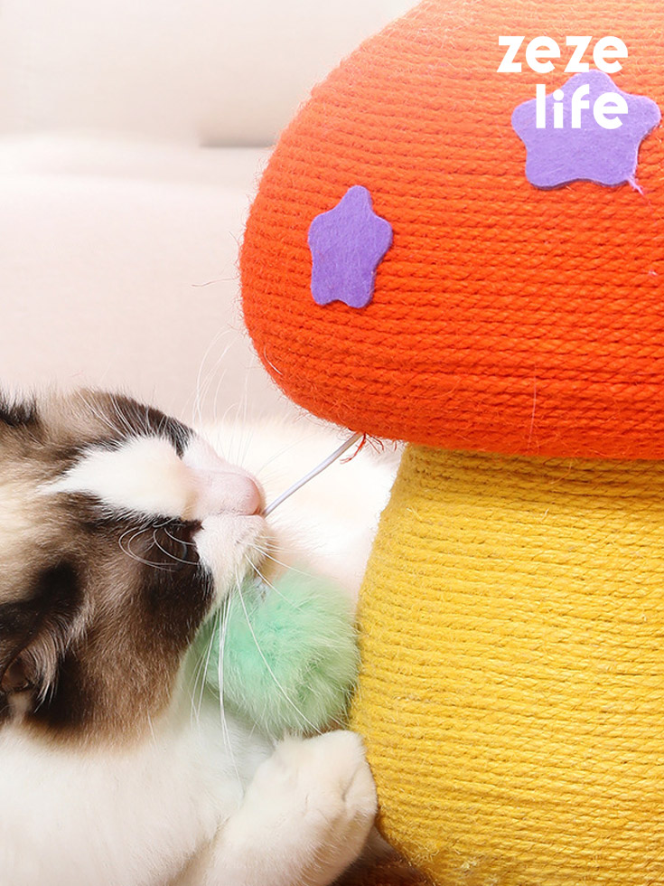 ZezeLife Mushroom Cat Scratching Post, view 2