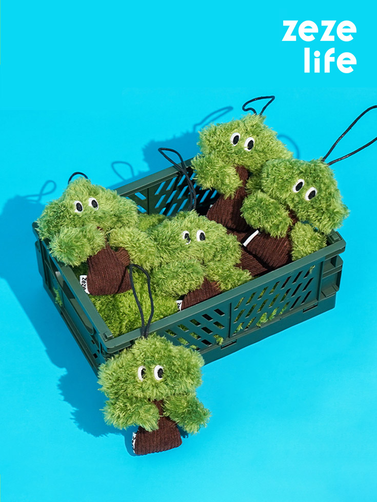 ZezeLife Pine Catnip Cat Toys