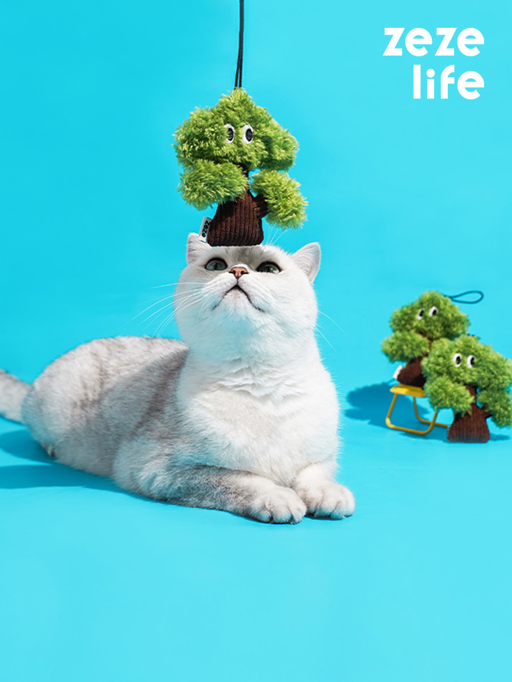ZezeLife Pine Catnip Cat Toys, view 2