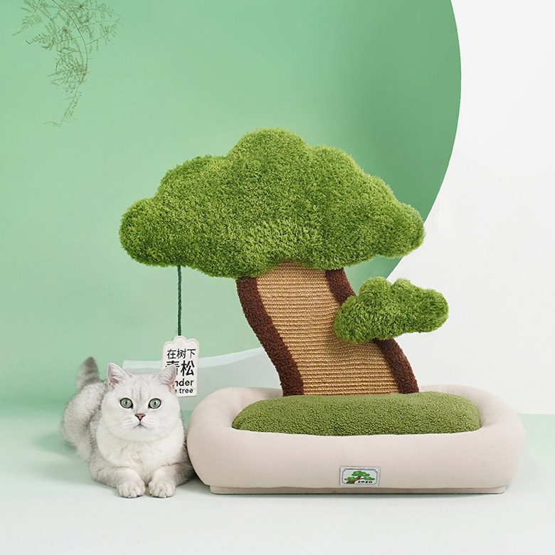 ZezeLife Pine Tree Cat Bed, view 3