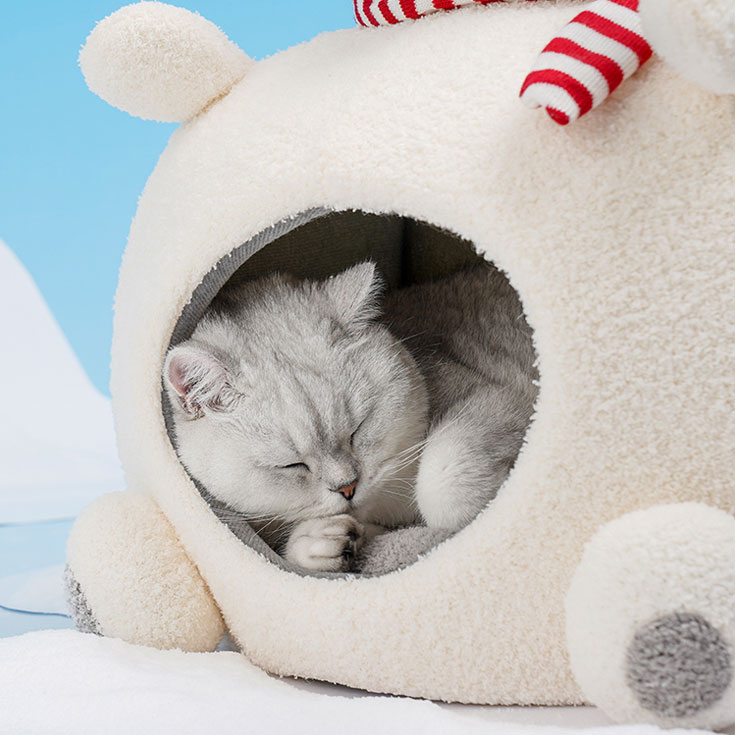 ZezeLife Polar Bear Cat Bed, view 4