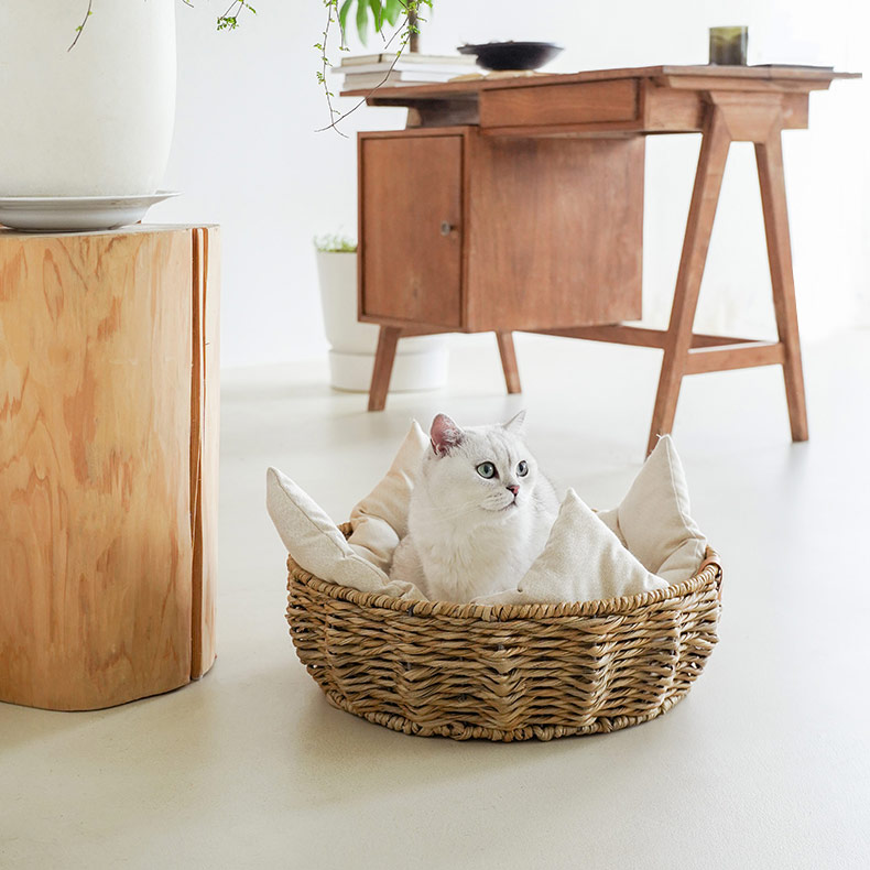 ZezeLife Woven Rattan Cat Bed, view 4