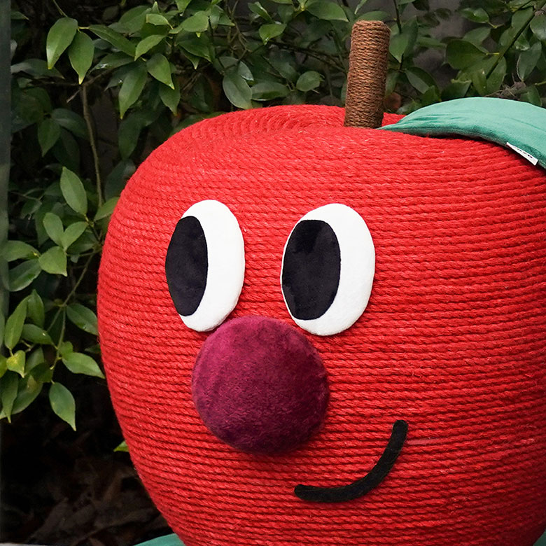 ZezeLife Large Red Apple Cat Scratching Post, view 4