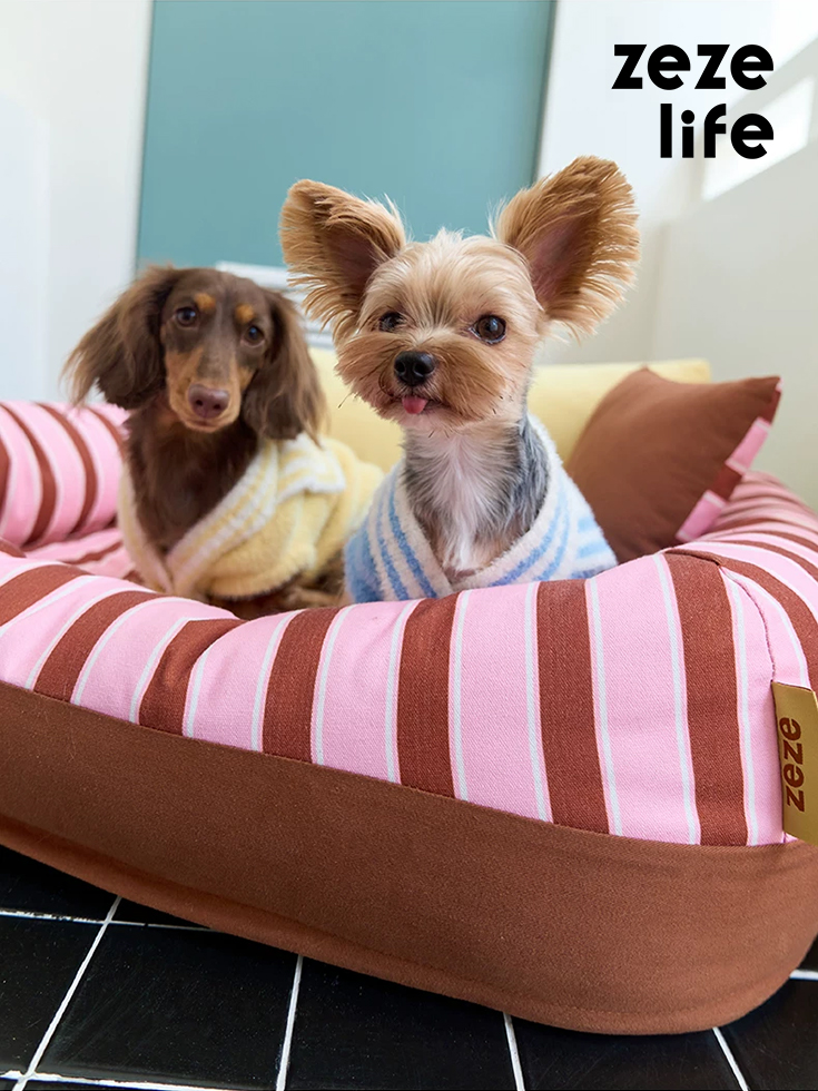ZezeLife Removable and Washable Premium Pet Sofa Bed, view 3