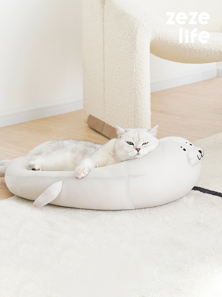 ZezeLife Seal Cat Bed, view 2