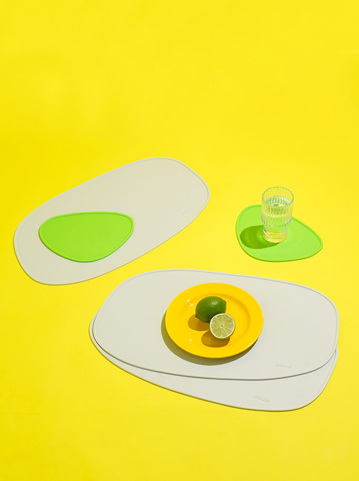 ZezeLife Shaped Silicone Cat Food Mat, view 4