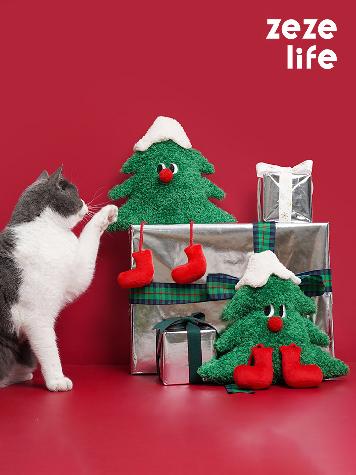 ZezeLife Snow Tree Catnip Cat Toy