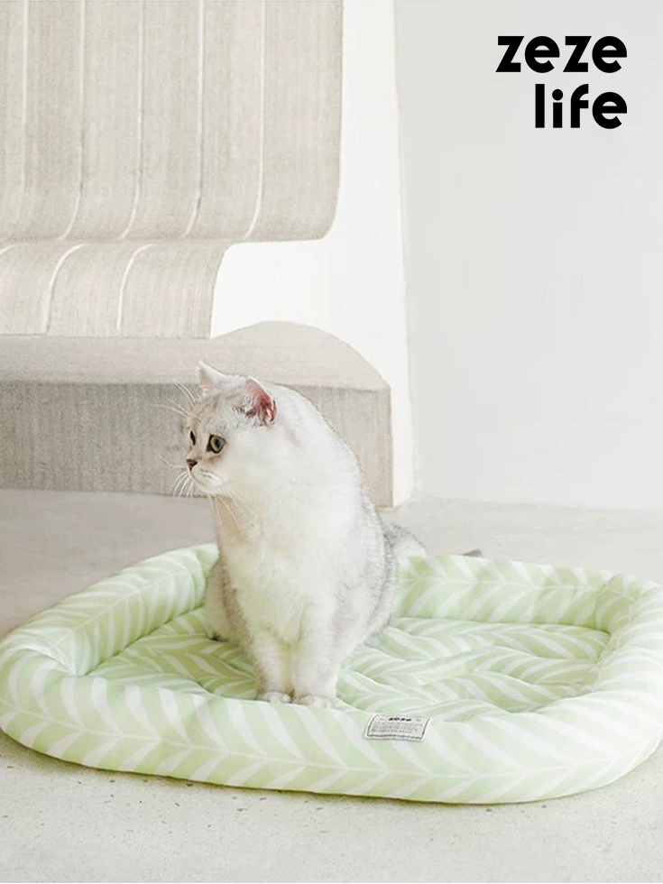 ZezeLife Summer Cooling Mat for Cats, view 4