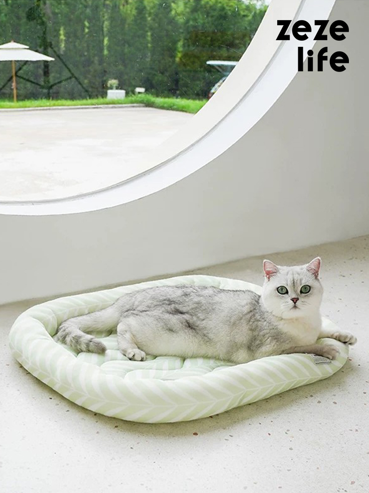 ZezeLife Summer Cooling Mat for Cats, view 5