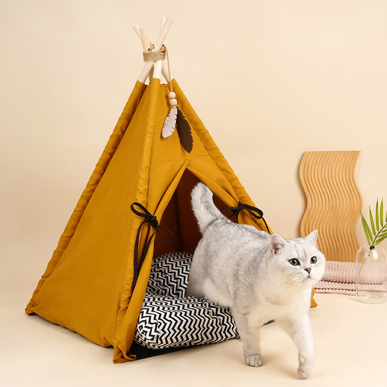 ZezeLife Sunset Cat Teepee Bed, view 3