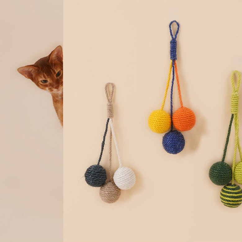 ZezeLife Tricolor Ball Sisal Rope Cat Toy, view 6