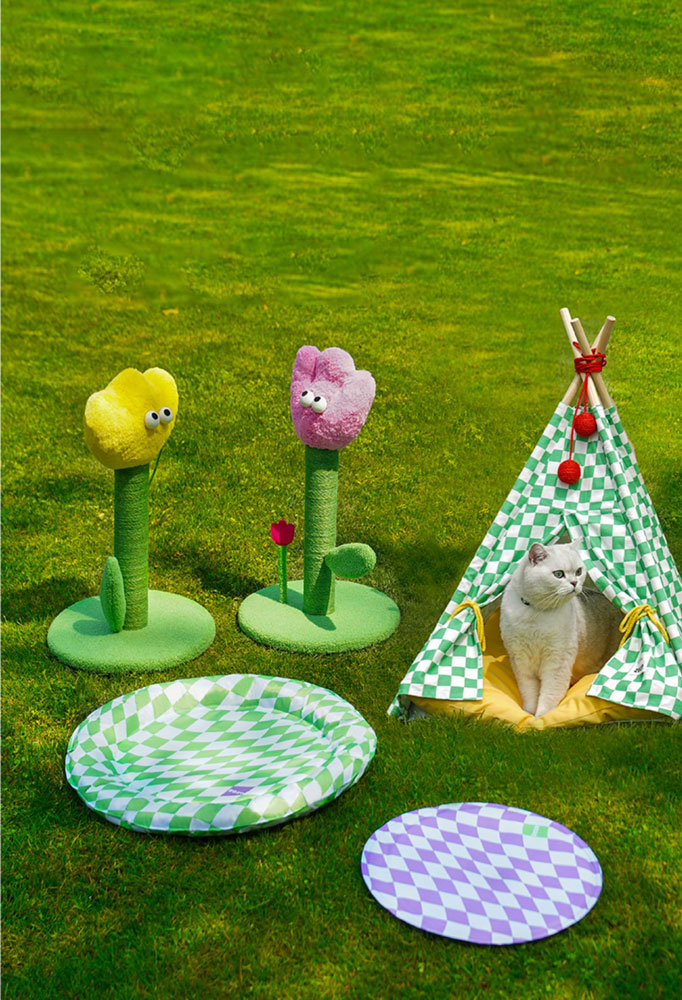 ZezeLife Tulip Cat Scratching Post, view 5