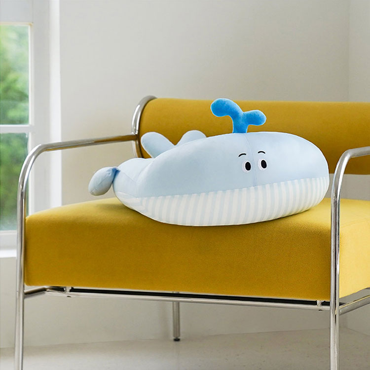 ZezeLife Whale Cooling Cat Bed, view 3
