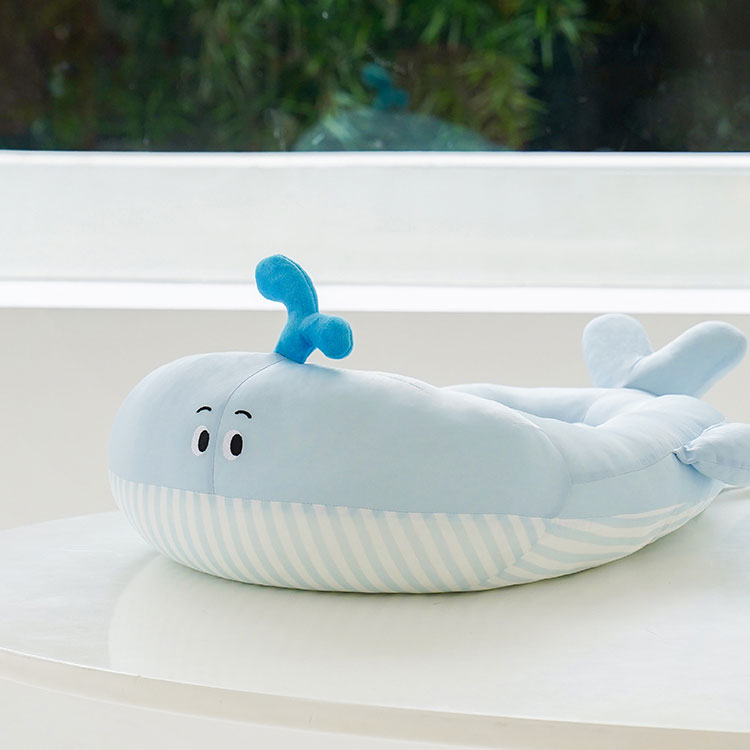 ZezeLife Whale Cooling Cat Bed, view 5