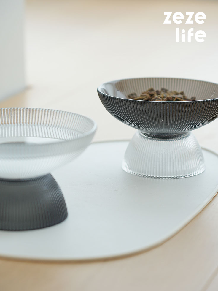 ZezeLife White & Black Glass Cat Bowls, view 3