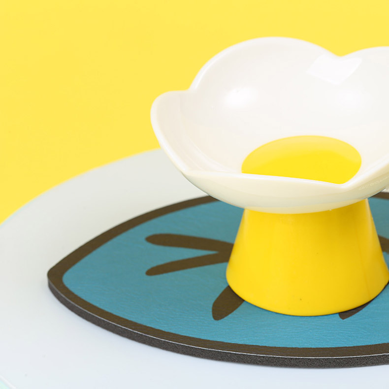 ZezeLife White Flower Ceramic Elevated Cat Bowl, view 5