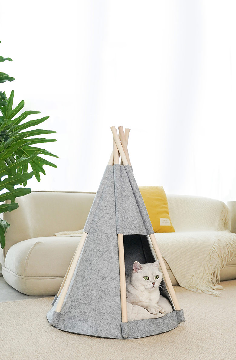 ZezeLife Wool Felt Cat Teepee Bed, view 3