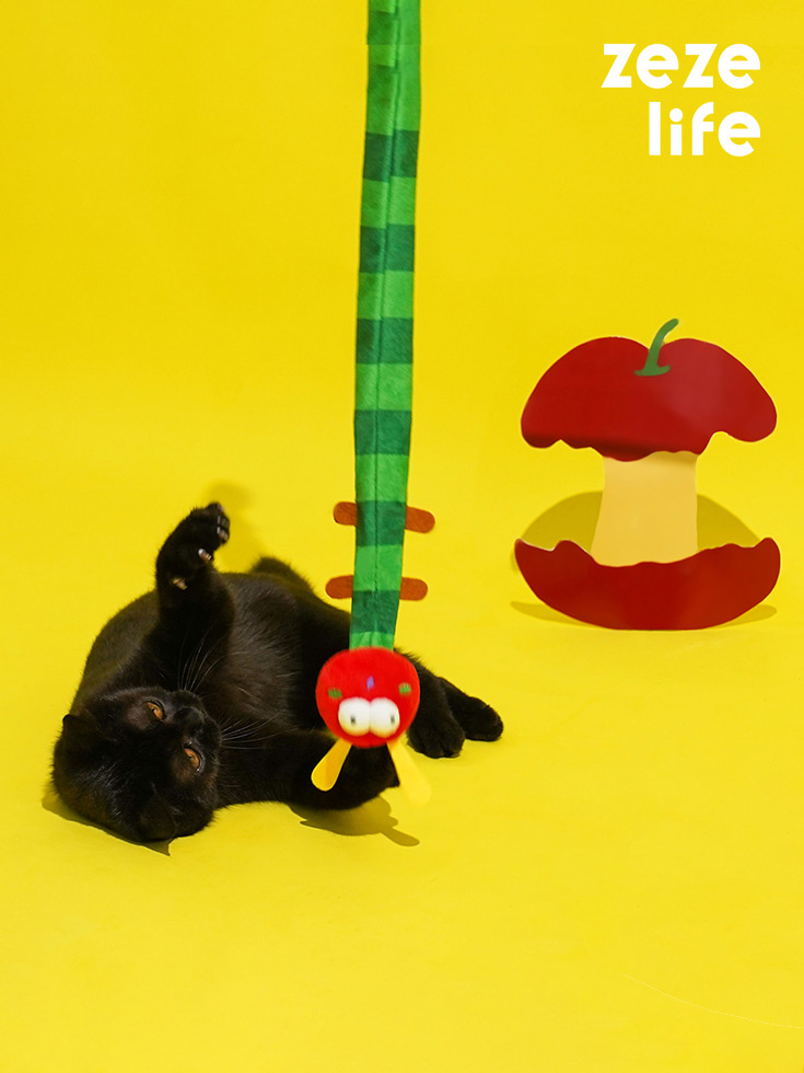 ZezeLife Worm Tulip Dog Shape Cat Teaser