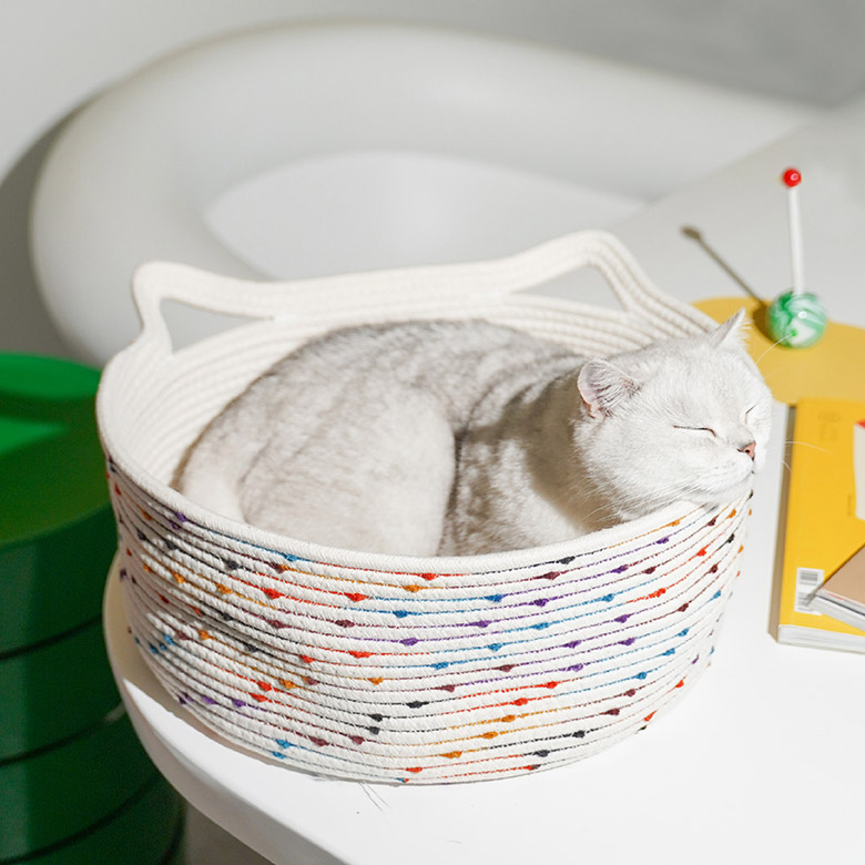 ZezeLife Woven Cat Bed, view 4